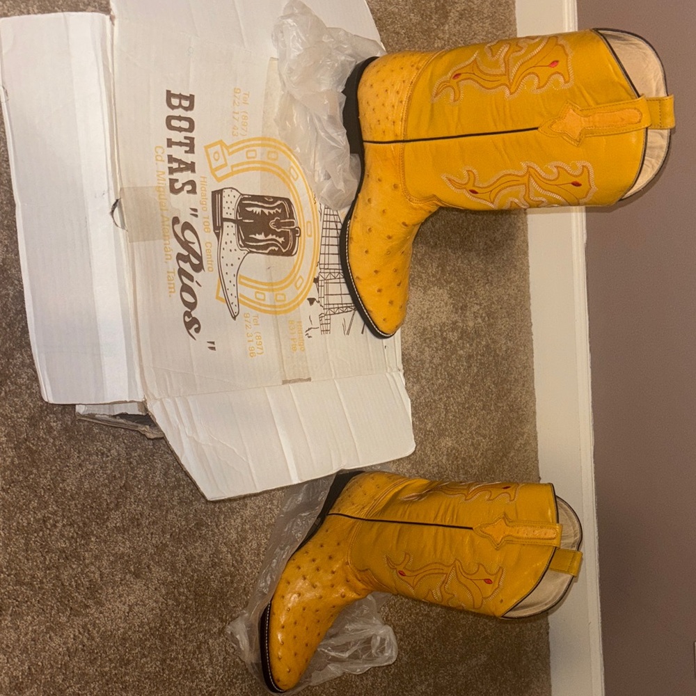 MEXICANA Yellow Cowboy Boots